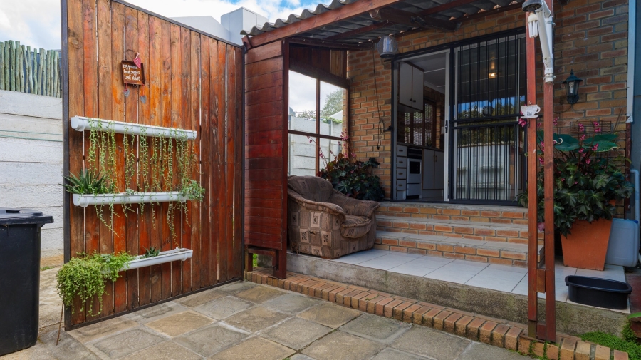 To Let 2 Bedroom Property for Rent in Bredasdorp Western Cape